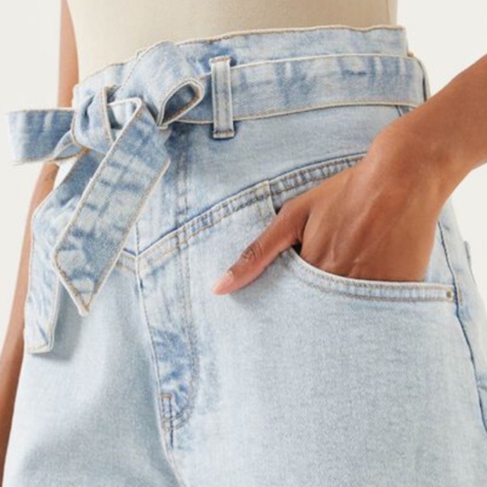 ARDENE SHORTS - Picture 3 of 4